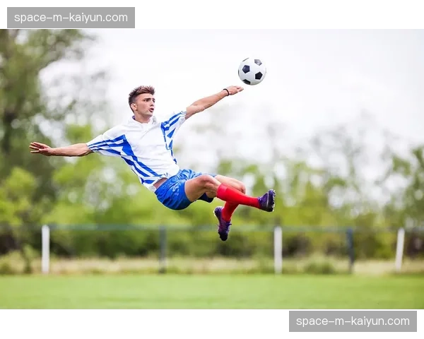 拉什福德就纪律问题发表个人声明，向俱乐部和球迷致歉